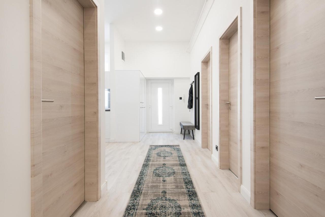 Hollo 3 Bedroom Downtown Apartment 부다페스트 외부 사진