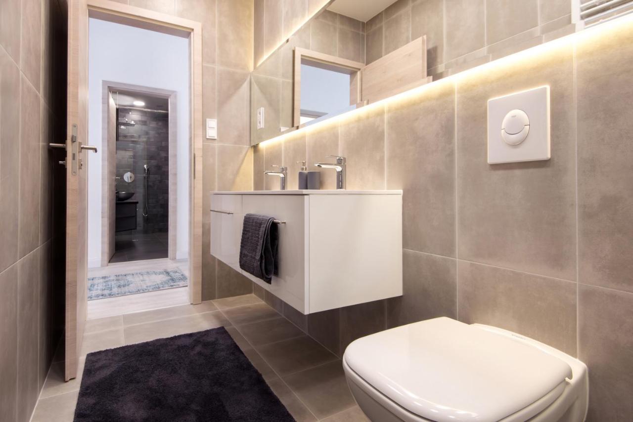 Hollo 3 Bedroom Downtown Apartment 부다페스트 외부 사진